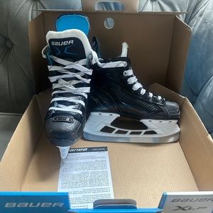 Bauer Hockey Skates (Youth)